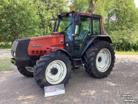 Schlepper / Traktor Valtra 6350