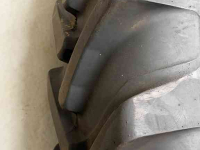 Räder, Reifen, Felgen & Distanzringe  380/105R50