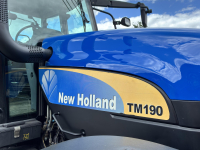 Schlepper / Traktor New Holland TM190