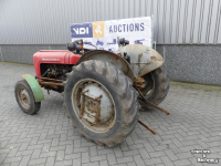 Oldtimers Massey Ferguson FE35