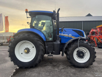 Schlepper / Traktor New Holland T7.230