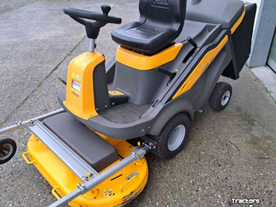 Aufsitzrasenmäher Stiga MPV 520W