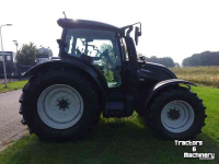 Schlepper / Traktor Valtra N154 Active