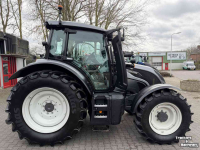 Schlepper / Traktor Valtra N135 HiTech