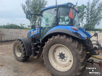 Schlepper / Traktor New Holland T5.105