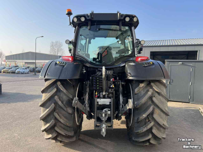 Schlepper / Traktor Valtra N155 Direct