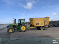 Futtermischwagen Vertikal USA Equipment 850