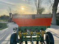 Kartoffellegemaschine  Te koop uien/bollen plantenmachine 1,5