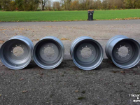 Räder, Reifen, Felgen & Distanzringe  30.5X24