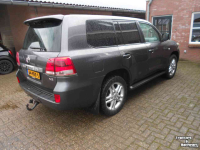 Sonstige Baumaschinen, Erdbewegungsmaschinen und Zubehör Toyota landcruiser 200