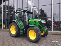Schlepper / Traktor John Deere 6125R   Geveerde vooras en cabine !
