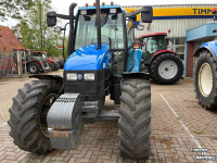 Schlepper / Traktor New Holland TS90 SLE 4WD