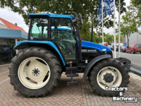 Schlepper / Traktor New Holland TS90