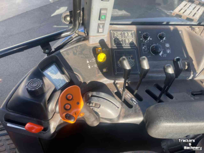 Schlepper / Traktor New Holland tm 120
