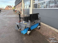 Kehrmaschine Eurotrac Veegmachine / Veegborstel / Veegbezem