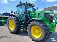 Schlepper / Traktor John Deere 6R250