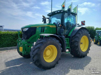 Schlepper / Traktor John Deere 6R250