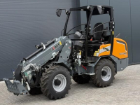 Radlader Giant G2700tele