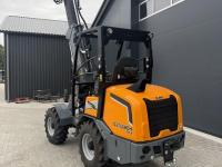 Radlader Giant G2700tele