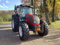 Schlepper / Traktor Valtra N121