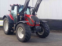 Schlepper / Traktor Valtra N114