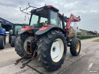 Schlepper / Traktor New Holland M100