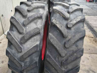 Räder, Reifen, Felgen & Distanzringe Bridgestone 520/85R38 420/85R28