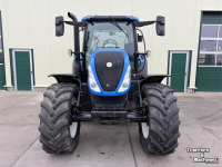 Schlepper / Traktor New Holland T6.155