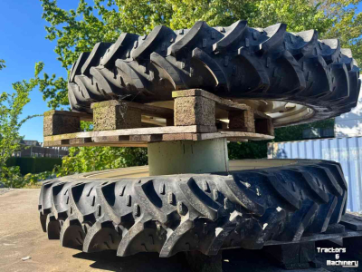 Räder, Reifen, Felgen & Distanzringe  9.5R44