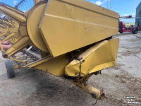 Mähdrescher New Holland 8070