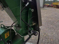 Holzschnitthäcksler  Takkenversnipperaar met hydraulische invoerrol