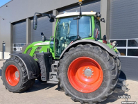 Schlepper / Traktor Fendt 724 S4