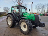 Schlepper / Traktor Valtra 6400