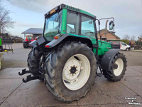 Schlepper / Traktor Valtra 6400