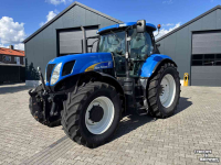 Schlepper / Traktor New Holland T7030 PowerCommand