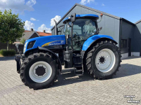 Schlepper / Traktor New Holland T7030 PowerCommand