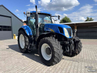 Schlepper / Traktor New Holland T7030 PowerCommand
