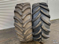Räder, Reifen, Felgen & Distanzringe Firestone 620/70R42 90%
