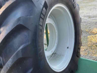Räder, Reifen, Felgen & Distanzringe Michelin 650-65R38 100% + 540-65R28 100% Multibib