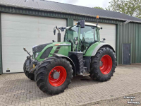 Schlepper / Traktor Fendt 724 Vario SCR profi plus