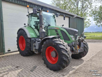 Schlepper / Traktor Fendt 724 Vario SCR profi plus