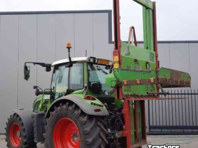 Siloblockschneider Strautmann HQ2800  met lift