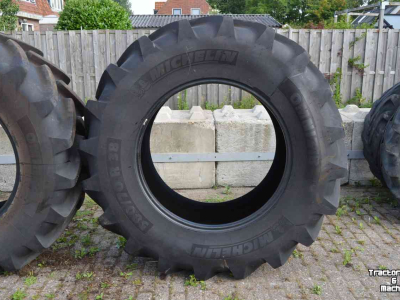 Räder, Reifen, Felgen & Distanzringe Michelin 580/70r38
