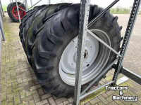 Räder, Reifen, Felgen & Distanzringe Michelin 16.9x38 op vaste velgen