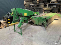 Mähwerk John Deere Kuhn 331 achtermaaier met kneuzer