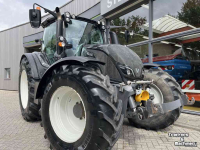 Schlepper / Traktor Valtra N174 Active Tractor