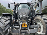 Schlepper / Traktor Valtra N174 Active Tractor