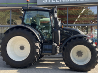 Schlepper / Traktor Valtra N174 Active