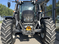 Schlepper / Traktor Valtra N174 Active