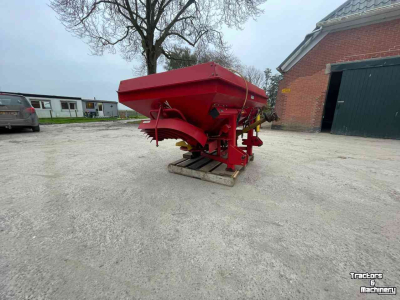 Düngerstreuer Lely Centerliner